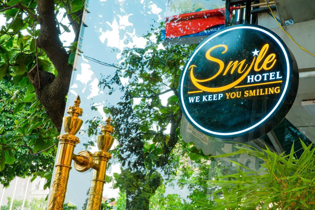 Smile Hotel Hanoi Buitenkant foto